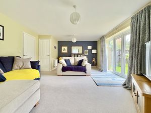 Lounge- click for photo gallery